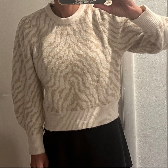 Mango cream and tan animal print puff sleeve sweater wool blend size Medium - Picture 2 of 5